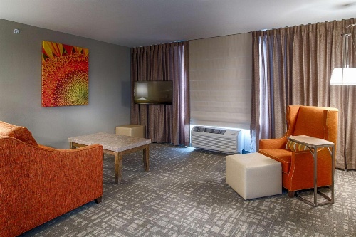 Hilton Garden Inn Salina image 1